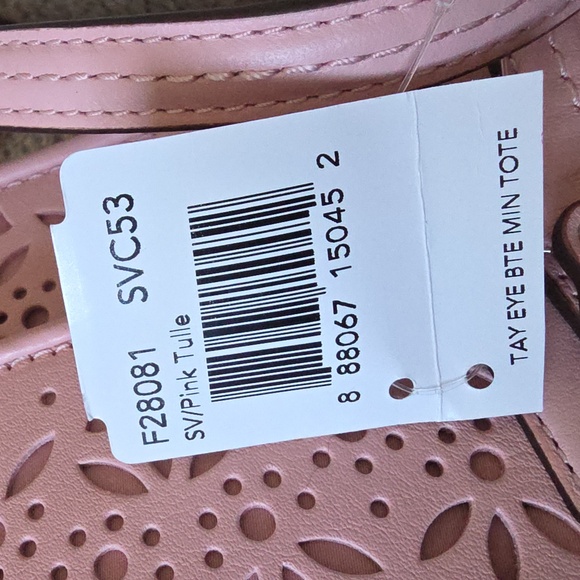 Adorable NWT Coach Taylor Bette Pink Leather Eyelet Tote 🩷🎁🩶 - Picture 16 of 16